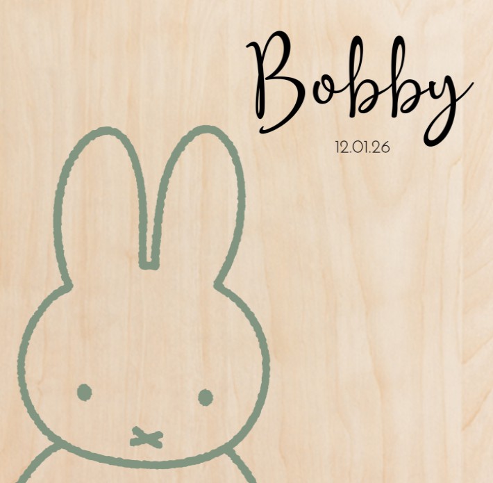 Geboortekaartje nijntje portret Bobby - op echt hout