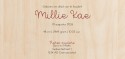 Geboortekaartje minimalistisch Millie Kae - op echt hout achter